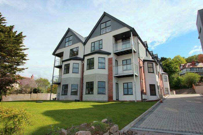 2 Bedroom Flat To Rent In Victoria Park, Colwyn Bay, LL29
