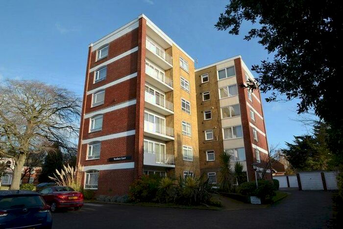2 Bedroom Flat To Rent In Belsize Road, Worthing, BN11