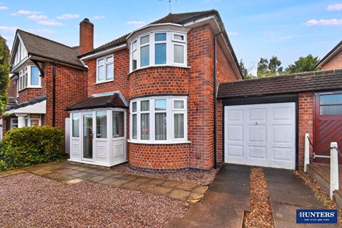3 Bedroom Detached House For Sale In Carlton Drive, Wigston, LE18