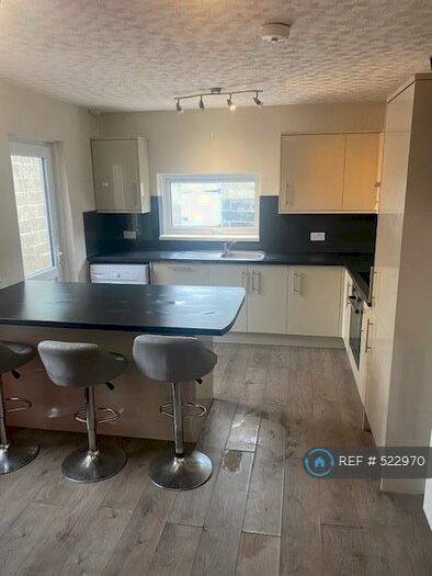 5 Bedroom Terraced House To Rent In Dale Road, Plymouth, PL4