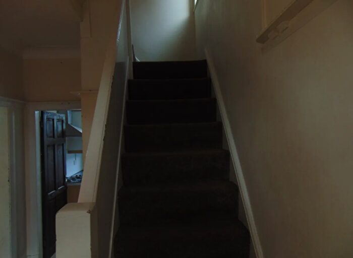 3 Bedroom Semi-Detached House For Sale In Dialstone Lane, Stockport, SK2