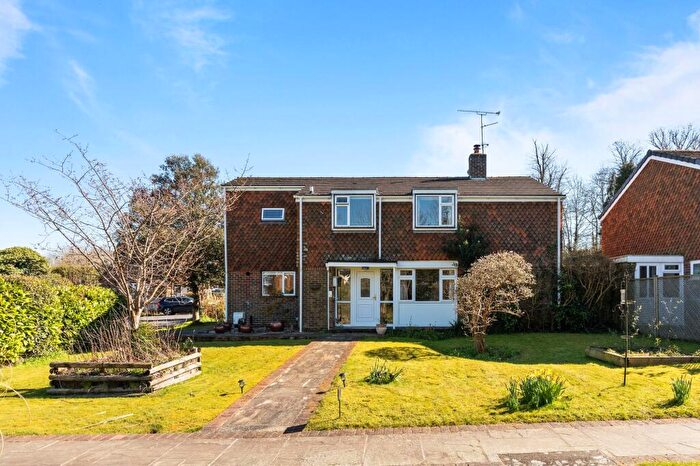4 Bedroom House For Sale In Farm Close, Warnham, RH12