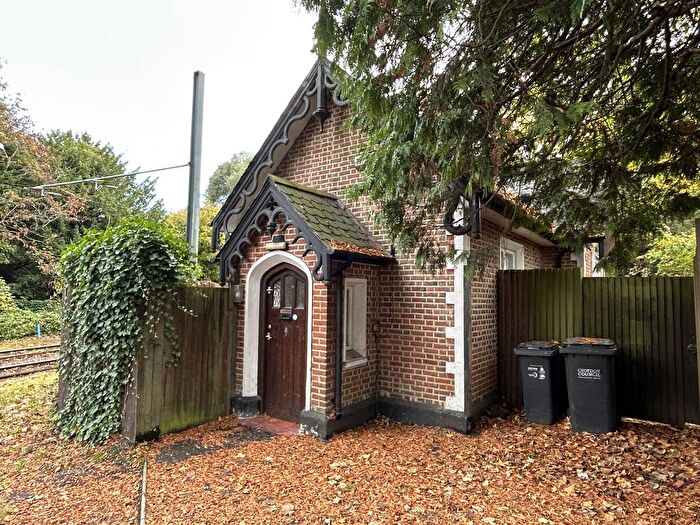 2 Bedroom Property For Sale In The Lodge, Croydon, Greater London, CR0