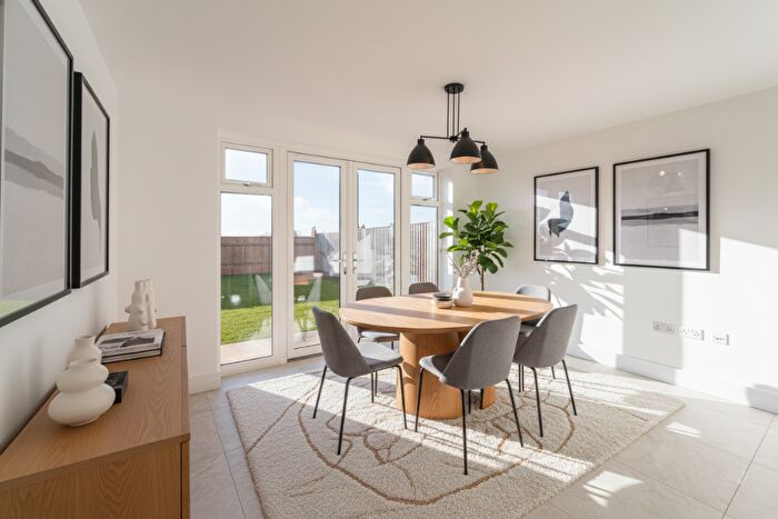 4 Bedroom Detached House For Sale In Church Farm, - Beckett Drive, Radley, Abingdon, OX14