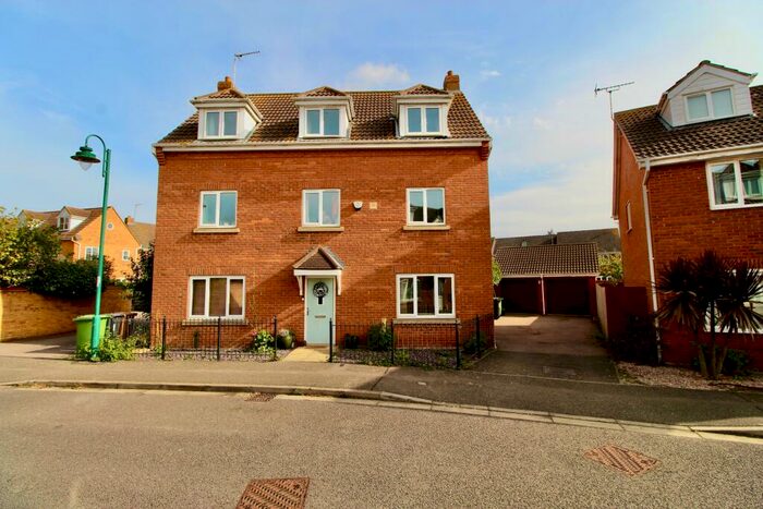 5 Bedroom Detached House To Rent In Reedland Way, Hampton Vale, Peterborough, PE7