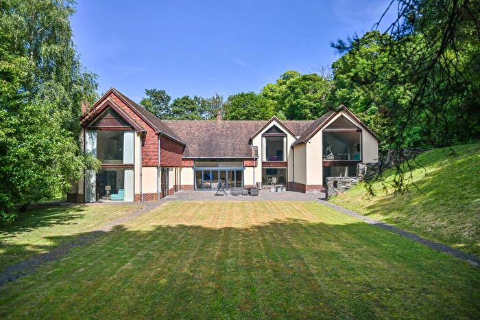 5 Bedroom Detached House For Sale In Taylors Hill, Chilham, CT4