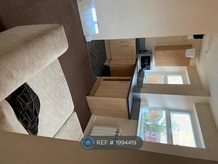 1 Bedroom Flat To Rent In Fl, Leigh, WN7
