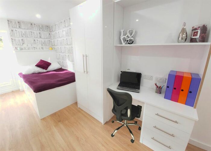 1 Bedroom Terraced House To Rent In Dale Road, Edgbaston, Birmingham, B29