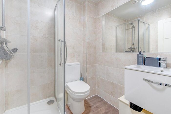 1 Bedroom Apartment For Sale In Unicorn Hill, Redditch, Worcestershire, B97