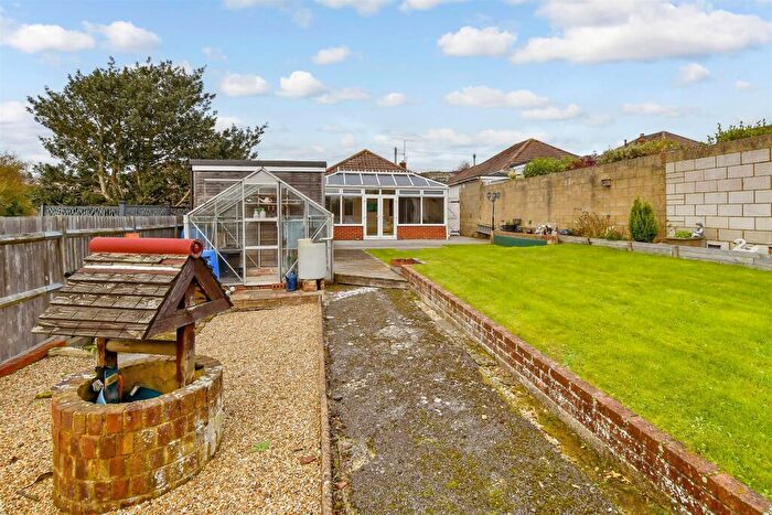 2 Bedroom Detached Bungalow For Sale In Chalkland Rise, Woodingdean, Brighton, East Sussex, BN2