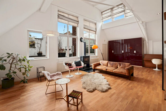 2 Bedroom Duplex To Rent In Bavaria Road, Archway, N19