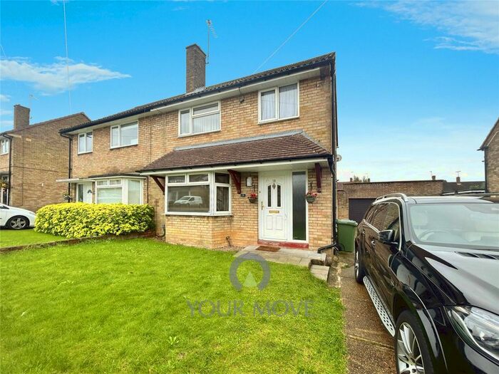 3 Bedroom Semi-Detached House To Rent In Ellingham Road, Hemel Hempstead, Hertfordshire, HP2