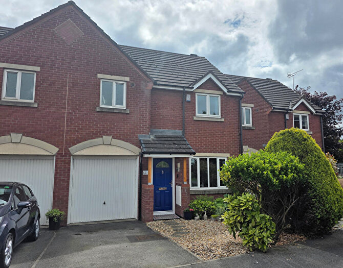 3 Bedroom Terraced House For Sale In Cottage Close, Rudheath, Northwich, CW9