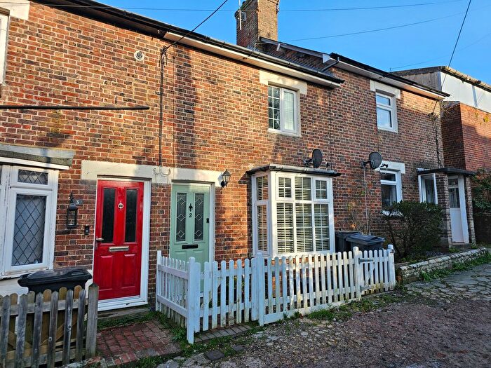 3 Bedroom Property To Rent In North Row, Uckfield, TN22