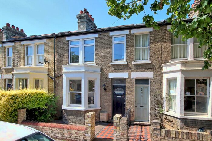 3 Bedroom Terraced House To Rent In Vinery Road, Cambridge, CB1