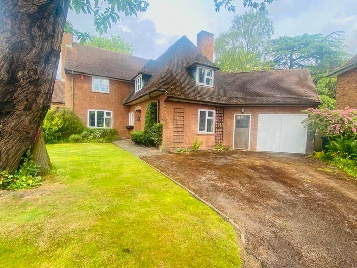 3 Bedroom Detached House To Rent In Boultbee Road, Sutton Coldfield, West Midlands, B72
