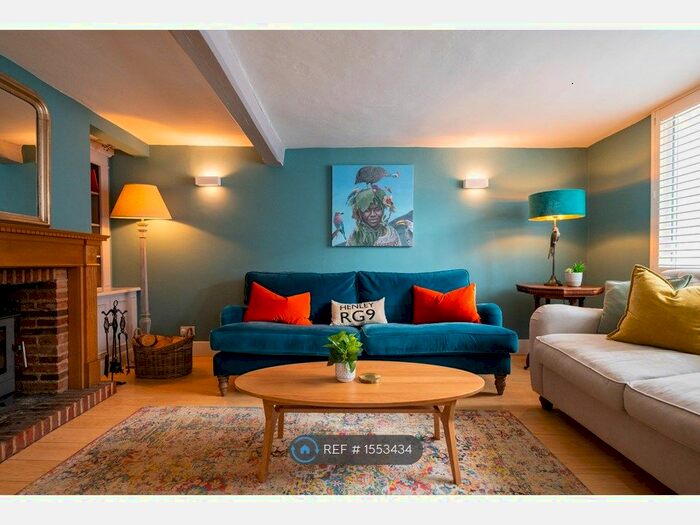 2 Bedroom Semi-Detached House To Rent In New Street, Henley-On-Thames, RG9