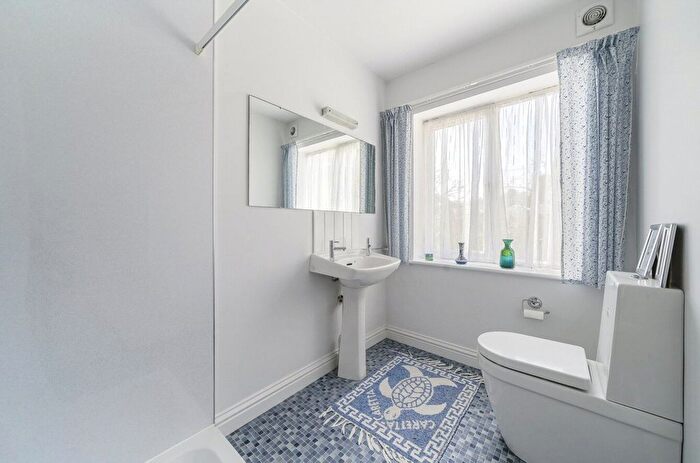 4 Bedroom Detached House For Sale In Budleigh Salterton, Devon, EX9