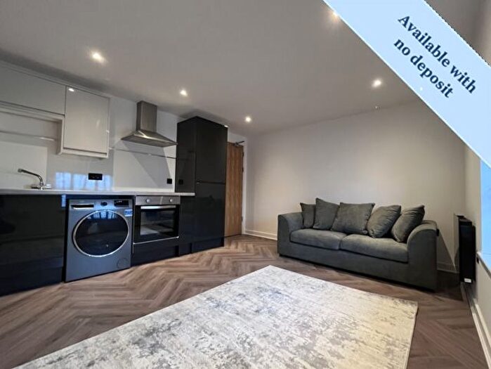 2 Bedroom Flat To Rent In Apartment, Neath Road, Hafod, Swansea., SA1