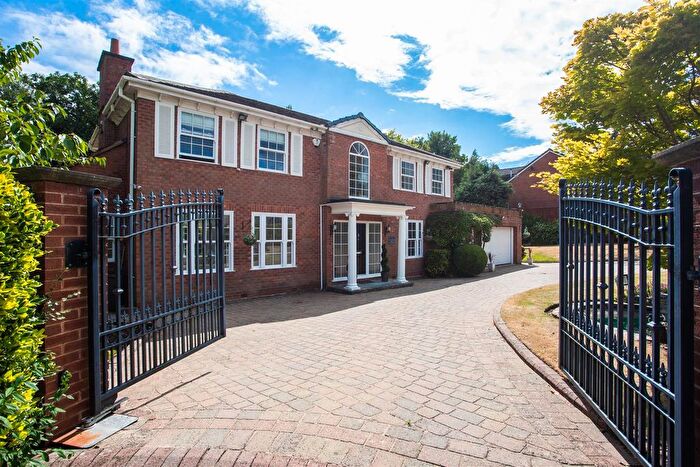 4 Bedroom Detached House To Rent In Knowles Drive, Sutton Coldfield, B74