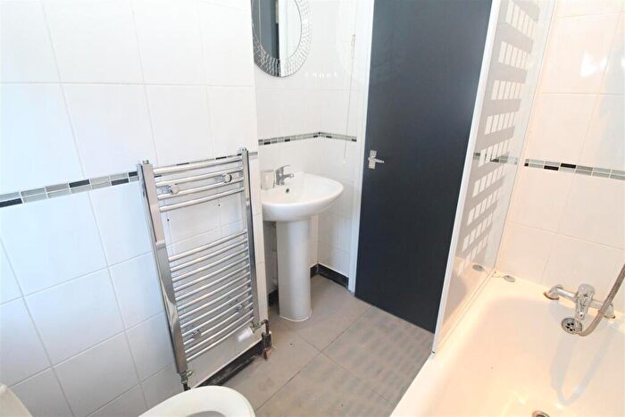 1 Bedroom House To Rent In Cathays Terrace, Cathays, Cardiff, CF24