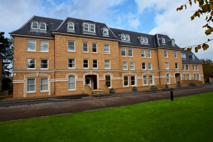 2 Bedroom Flat To Rent In Langdon Park, Teddington, TW11