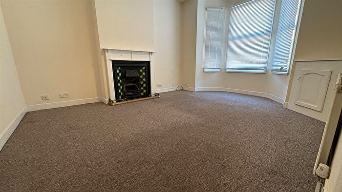 5 Bedroom Terraced House To Rent In Starley Road, Coventry, CV1