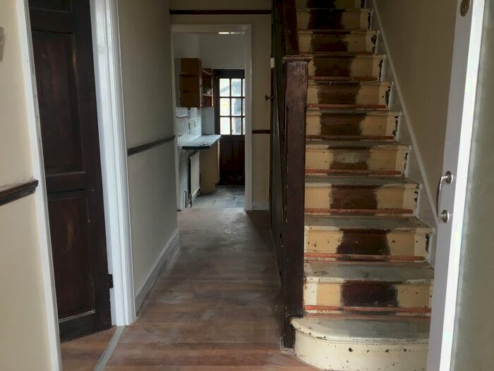 3 Bedroom Terraced House To Rent In Littlemoor Road, Ilford, IG1