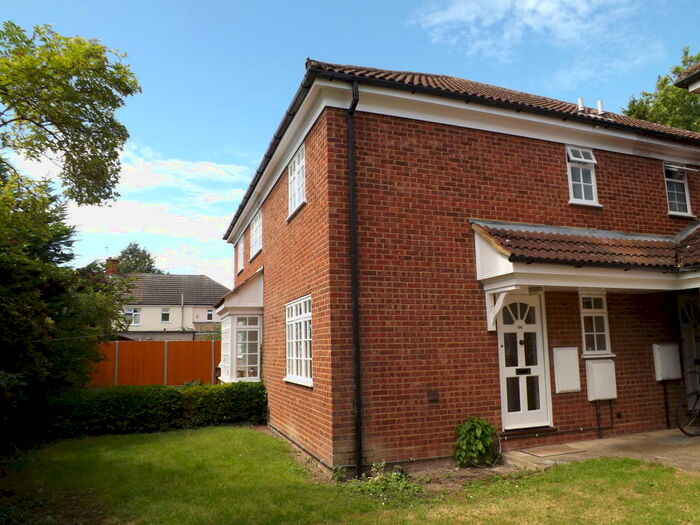 1 Bedroom House To Rent In Hulatt Road, Cambridge, CB1