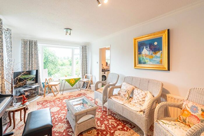 3 Bedroom Apartment To Rent In Cockpit Close, Woodstock, Oxfordshire, OX20