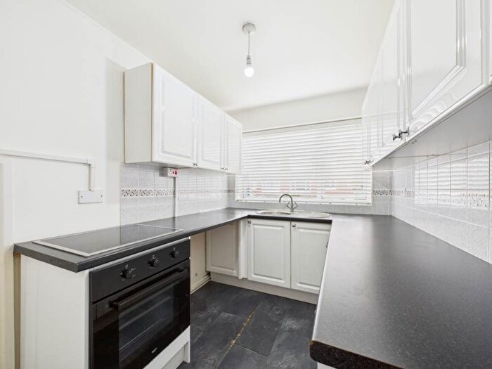 2 Bedroom Flat To Rent In Crypt Court, Tuffley, Gloucester, Gloucestershire, GL4