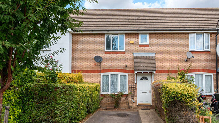 2 Bedroom Terraced House For Sale In Brock Road, London, E13