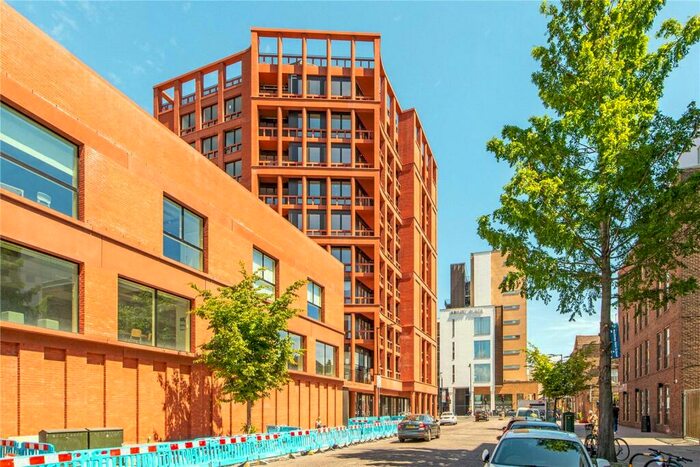 2 Bedroom Flat To Rent In Kingsland Road, Haggerston, E8