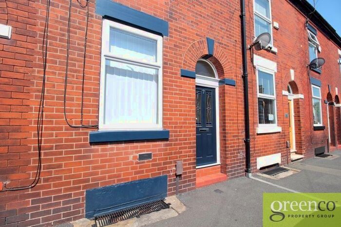 2 Bedroom Terraced House To Rent In Gorseyfields, Droylsden, Manchester M43