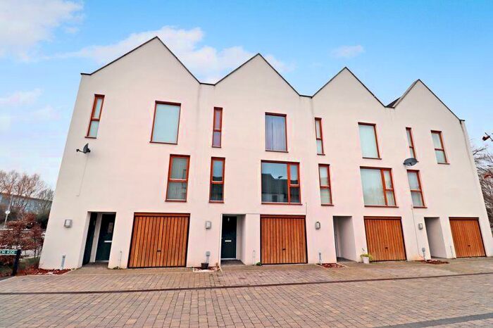 4 Bedroom House To Rent In Curator Rise, Street, BA16