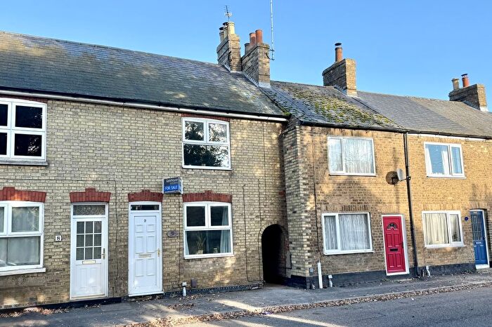 2 Bedroom Terraced House For Sale In Cambridge Road, Godmanchester, PE29