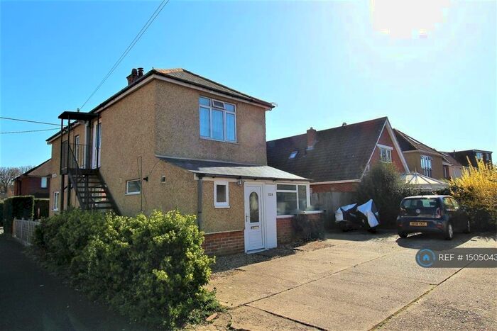 1 Bedroom Flat To Rent In Station Road, Netley Abbey, Southampton, SO31