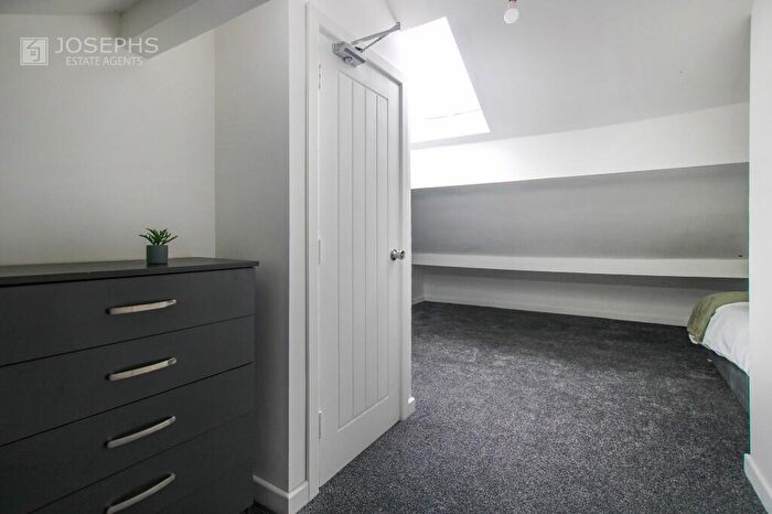 1 Bedroom Terraced House To Rent In Dorset Street, Bolton, Greater Manchester, BL2