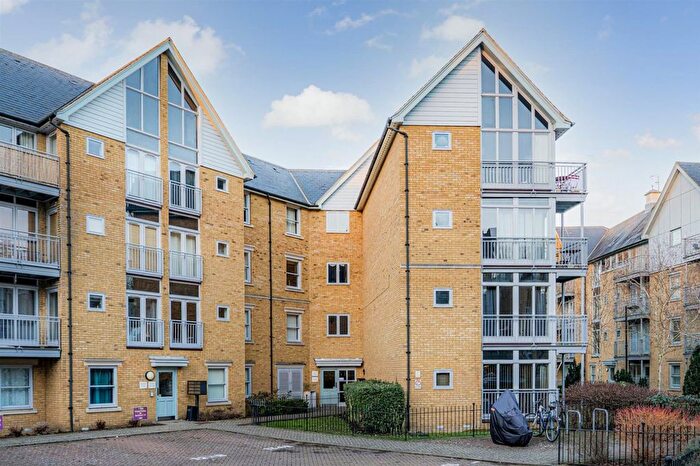 1 Bedroom Flat To Rent In Bingley Court, Canterbury, Kent, CT1