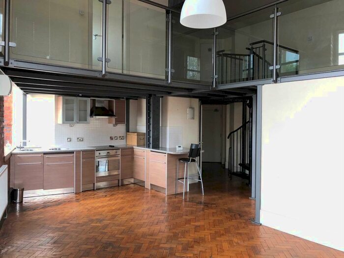 2 Bedroom Flat To Rent In Sprinkwell Mills, Bradford Road, WF13