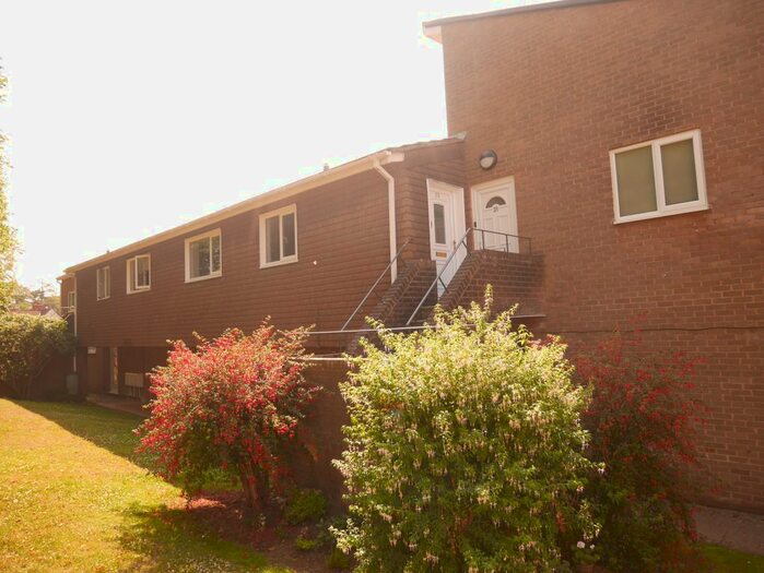 1 Bedroom Flat To Rent In Pennine Gardens, Weston-Super-Mare, BS23
