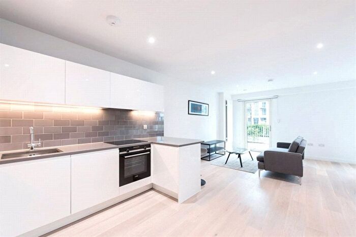 1 Bedroom Flat To Rent In Carrick House, Royal Wharf, London, E16