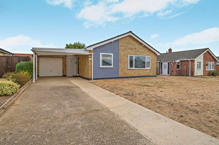 3 Bedroom Detached Bungalow For Sale In Fairfield Drive, Attleborough, Norfolk, NR17