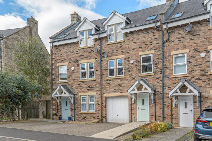 4 Bedroom Terraced House For Sale In Park View, Alnwick, Northumberland, NE66