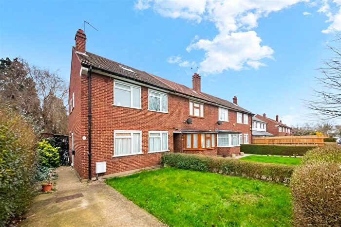2 Bedroom End Terrace House For Sale In Stratford Road, Hayes, UB4
