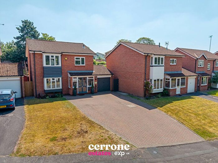 4 Bedroom Detached House For Sale In Hatfield Close, Redditch, B98