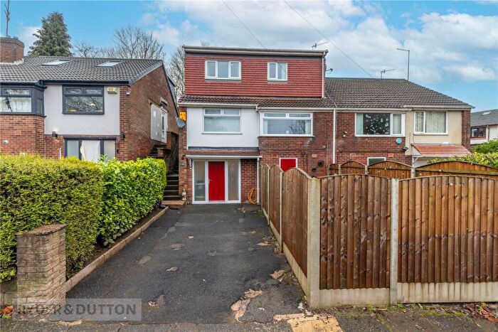 4 Bedroom Semi Detached House For Sale In Clough Road, Middleton, Manchester, M24