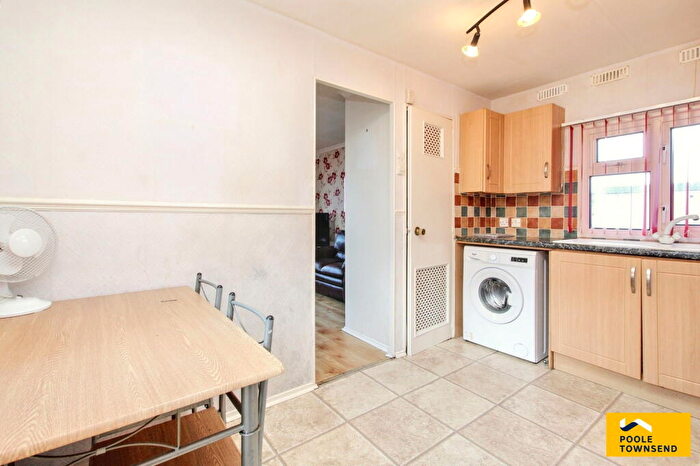 2 Bedroom Chalet For Sale In West Shore Park, Walney, Barrow-in-furness, LA14