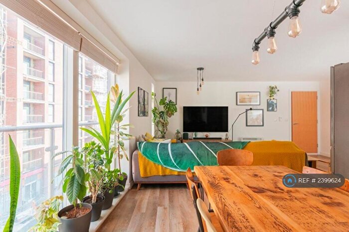 2 Bedroom Flat To Rent In Swann House, Bristol, BS1