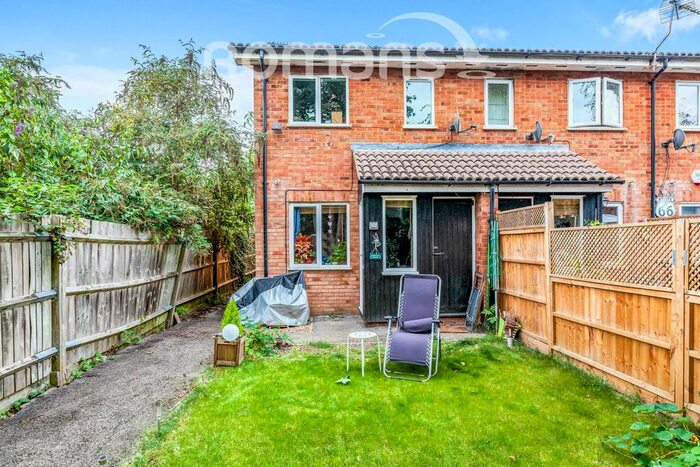 1 Bedroom End Of Terrace House To Rent In Penn Road, Datchet, Slough, SL3